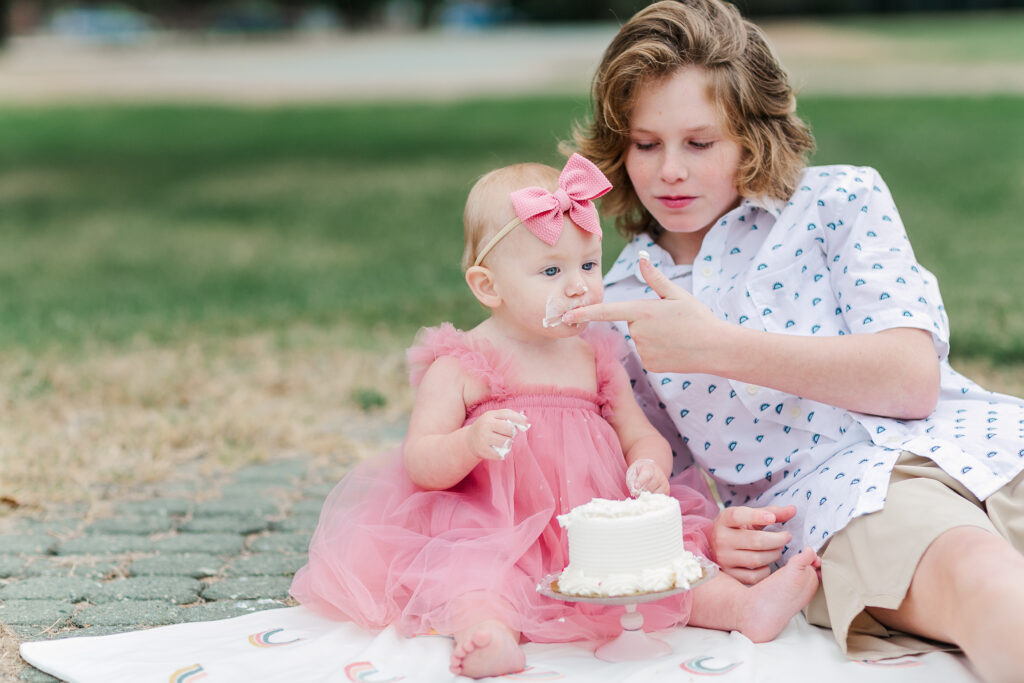 fort monroe pink cake smash