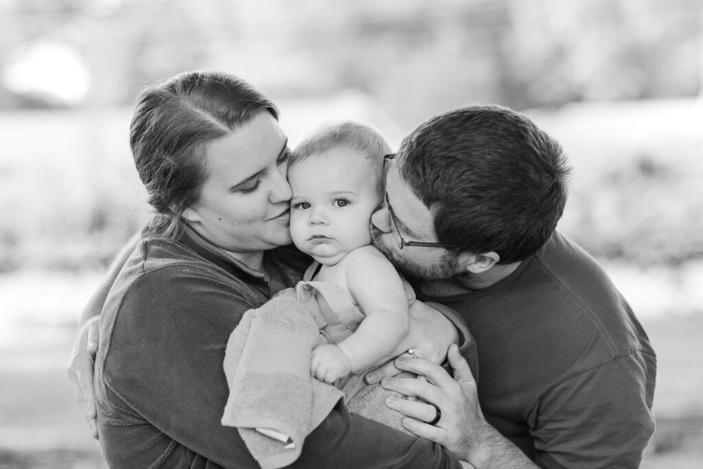 hampton va family photographer, black and white family photos